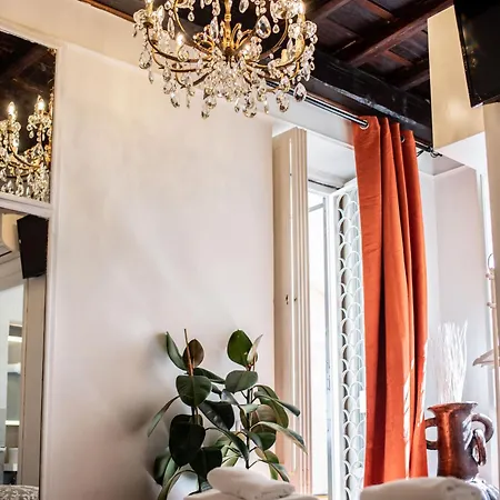 Spanish Steps & Terrace Apartment Rome