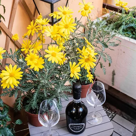Spanish Steps & Terrace Apartment *