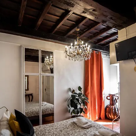 Spanish Steps & Terrace Apartment *